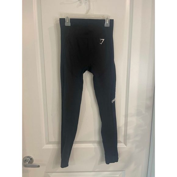Gymshark Pants - Gymshark black leggings